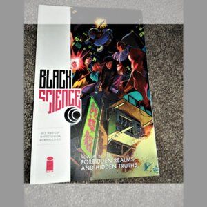 “3 FOR $15‼️ Black Science #6 (Image Comics, July 2017) TPB